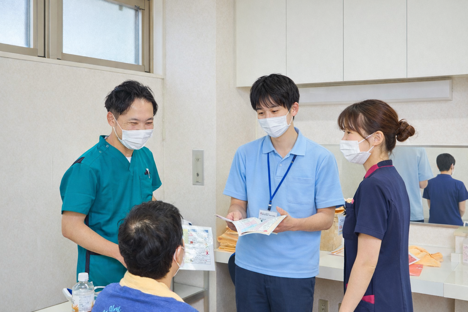 晃友会 新卒採用・学生アルバイト募集